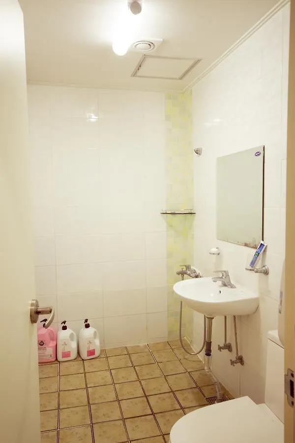 Yeha Guesthouse Jeju 2*,  South Korea